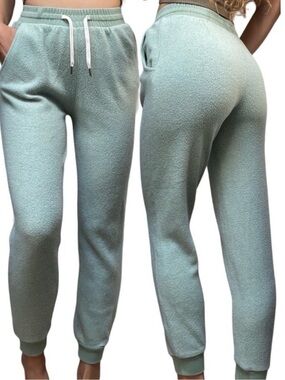 Feat NWT Women's Plush Jogger Pants in Sage Green